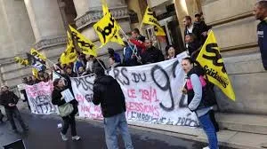 Après trois mois de grève, soutenons les postiers du 92 !